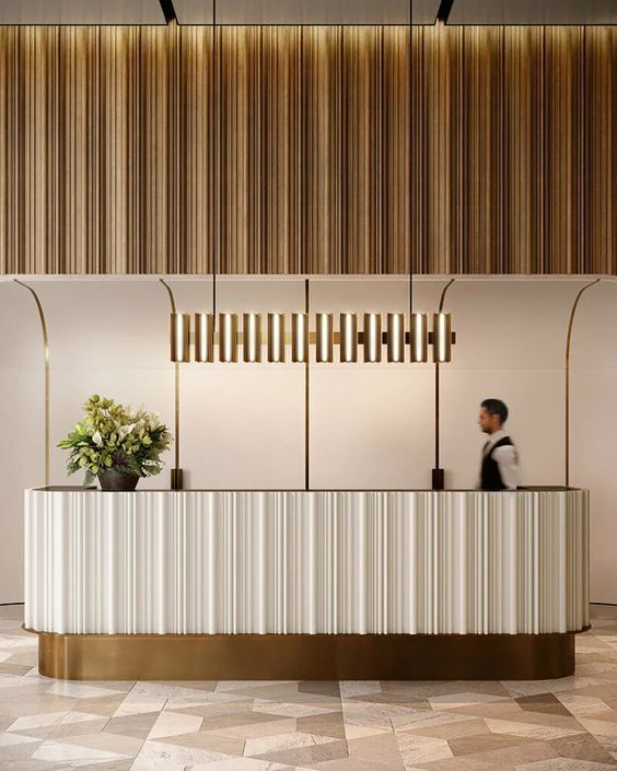 стойка приема