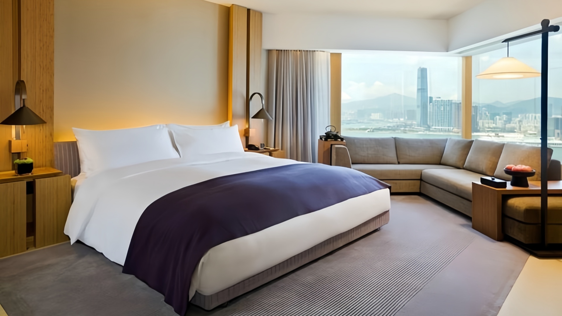 Университет-Хаус