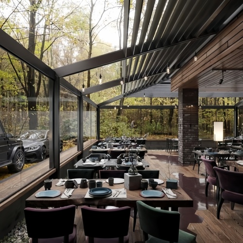 Переход на открытом воздухе и в помещении