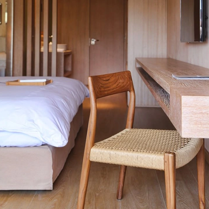 Современный отель деревянный письменный стол