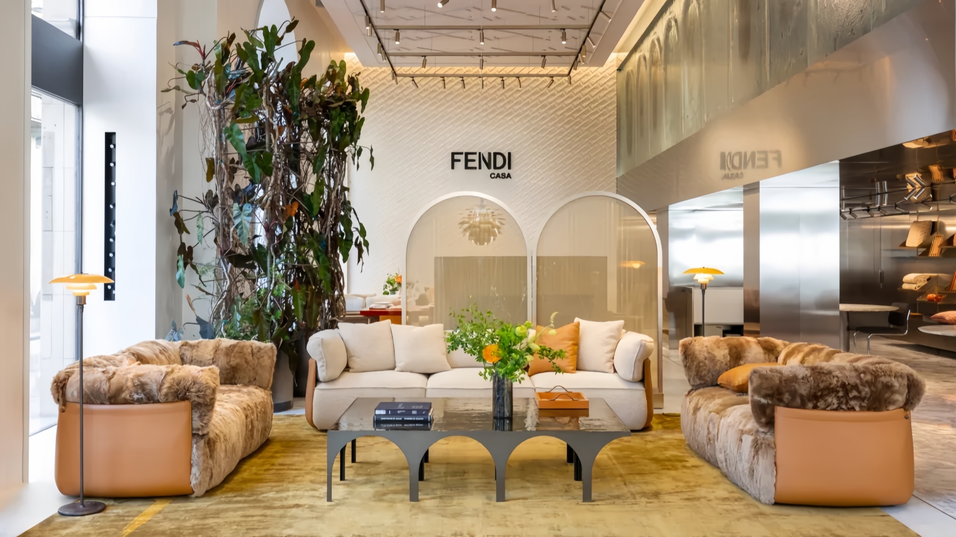 Fendi Casa - диван фенди