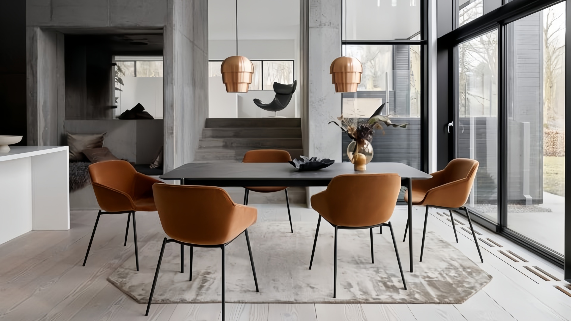 Кожаный обеденный стул