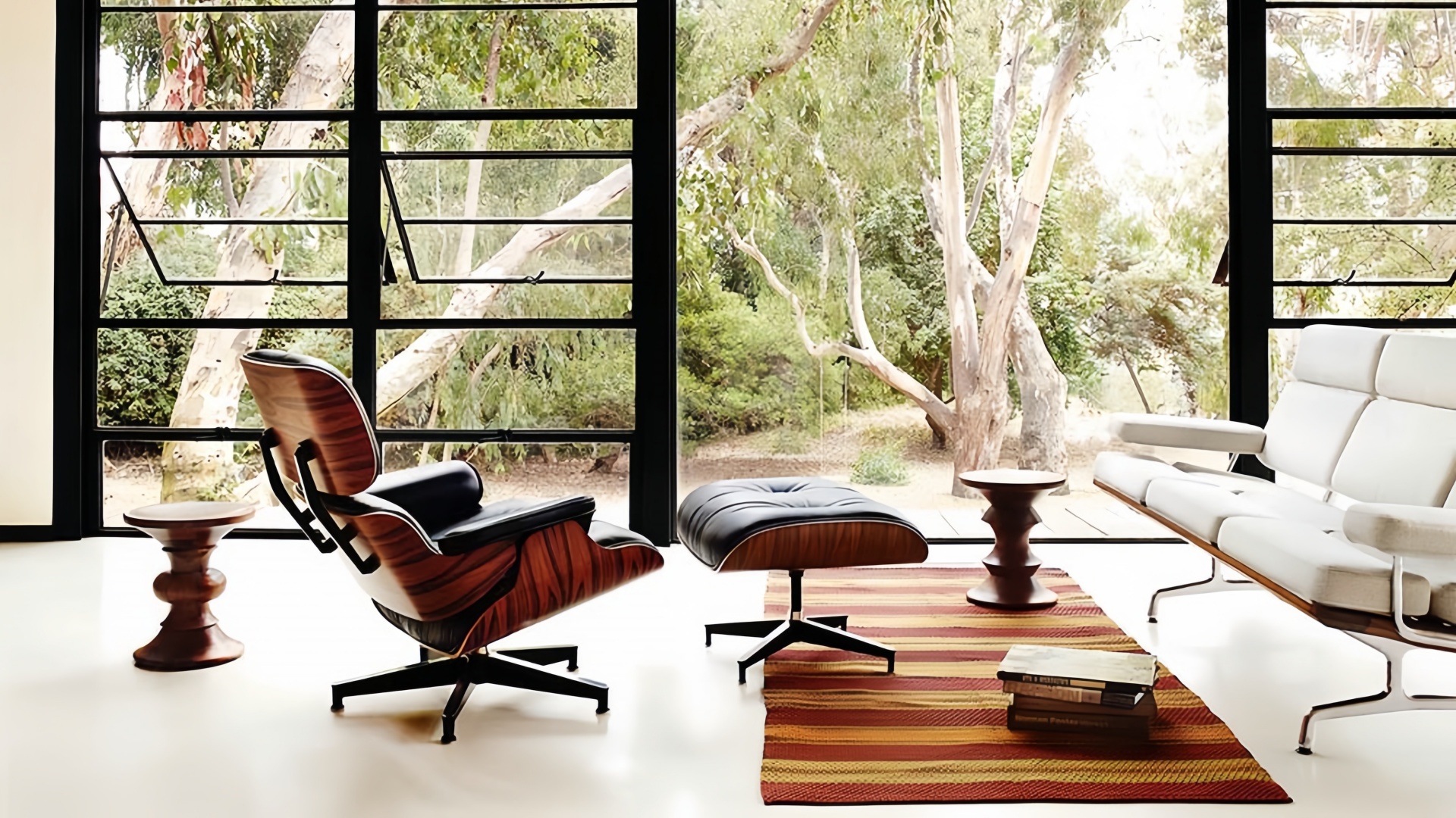 Herman Miller - Eames Lounge Chair & Ottoman