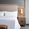 Плавающая прикроватная тумбочка в стиле Westin с USB-портами