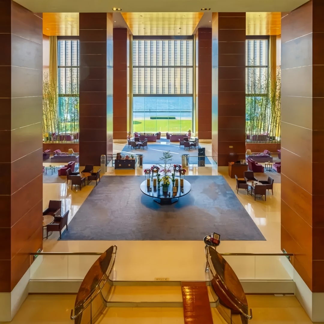 Роскошное лобби